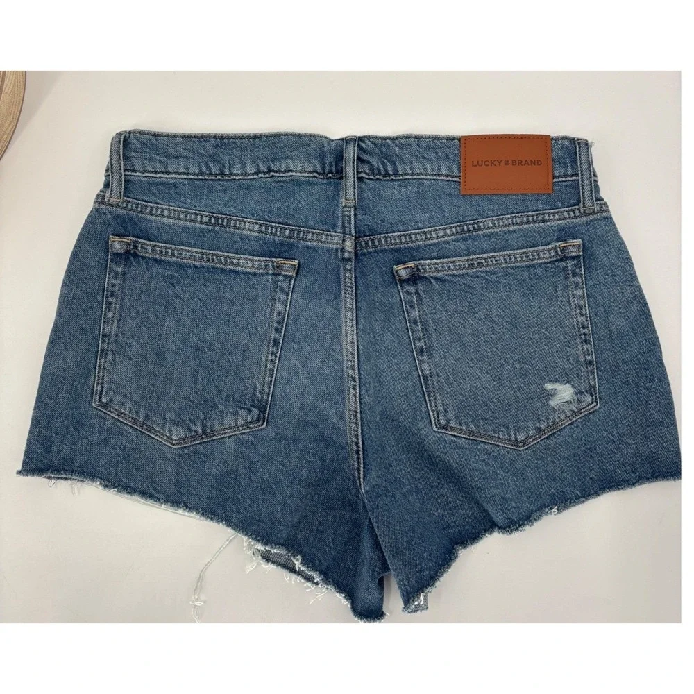 Lucky Brand Mom High Rise Short Womens 10/30 Blue Distressed Denim‎ Frayed Hem